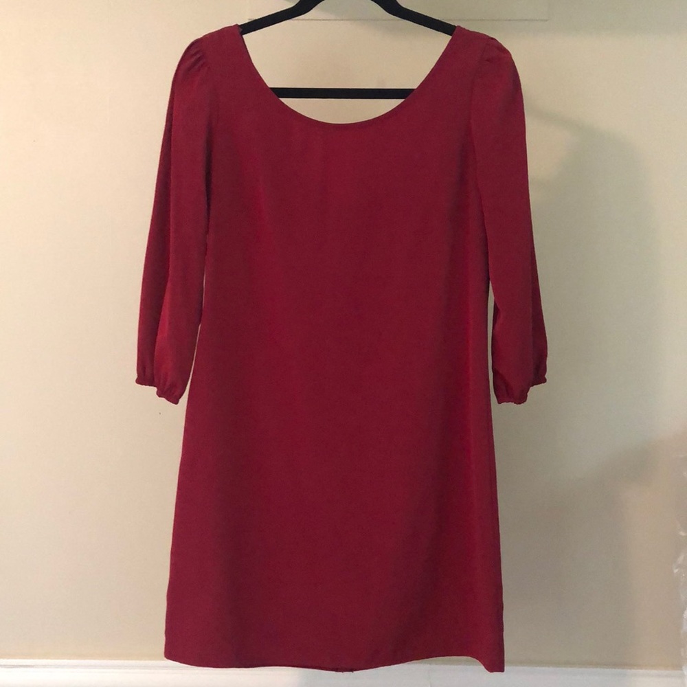 Red 3/4 sleeve length dress